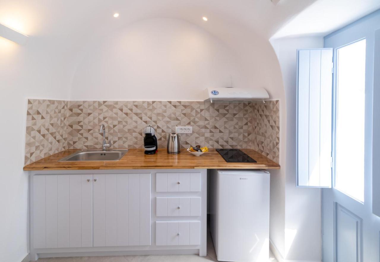 Sunborn Oia Suites 외부 사진